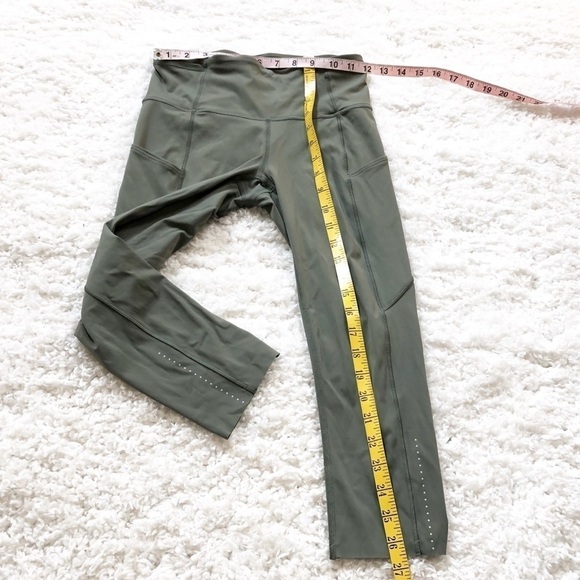 Lululemon Fast & Free Crop ll Grey Sage Nulux 4 flawless - Picture 9 of 11